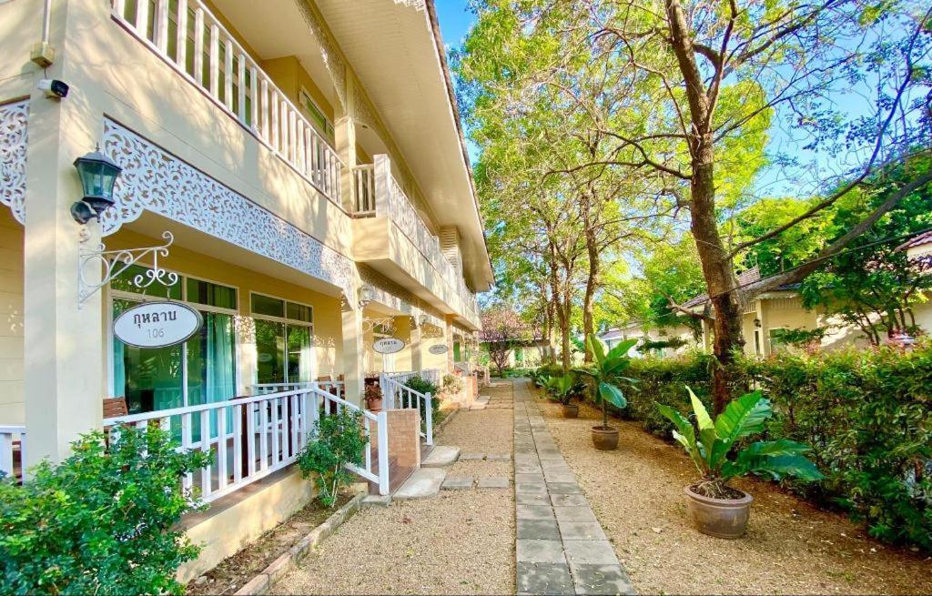 Ruen Maihom Riverside Cottage Kanchanaburi Exterior foto